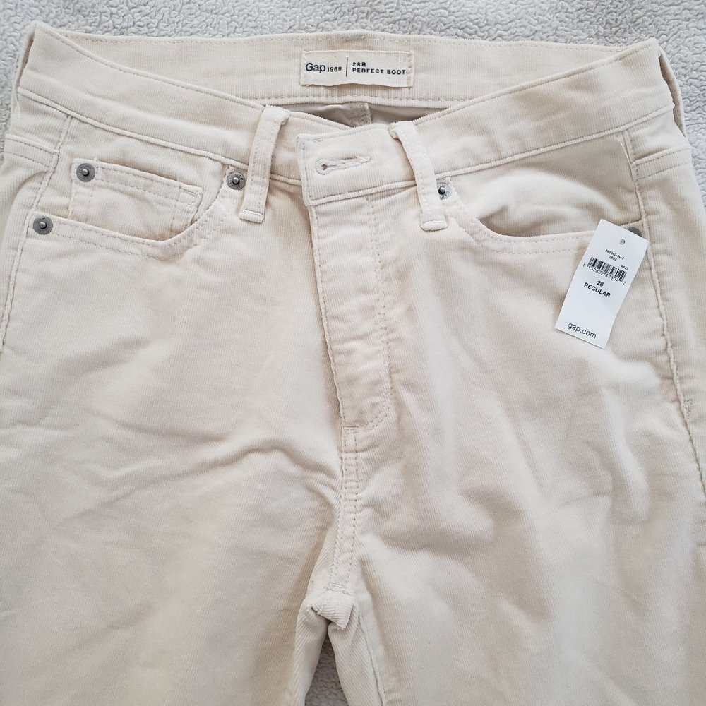 GAP Women's Corduroy Bootleg Pants - Size 28 Reg.